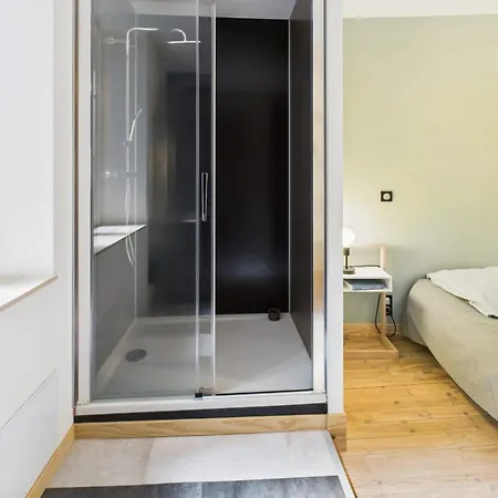 Apartman Chic T2 Renove Au Coeur De A 2 Min De Jaude !